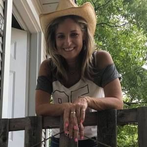 Meet your Posher, Carol